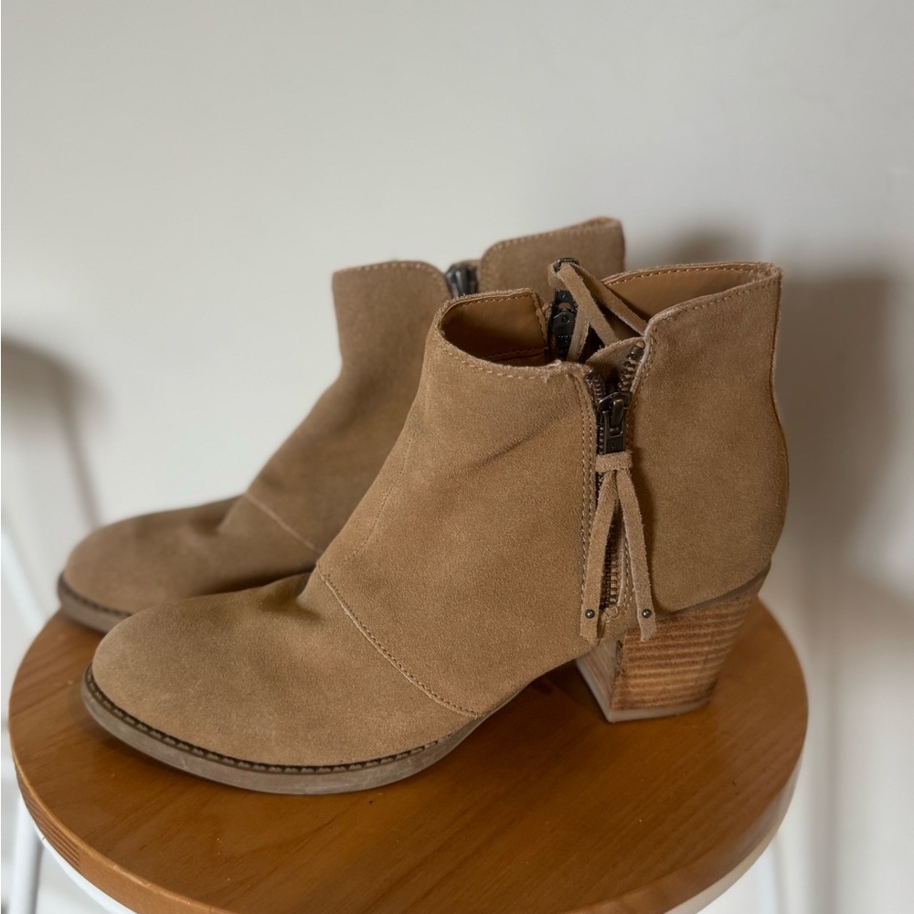 AE Tan Suede Ankle Boots
